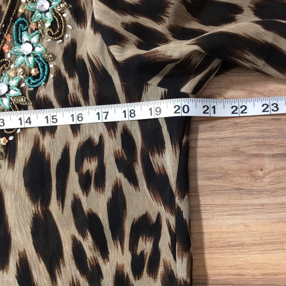 Mix Nouveau Sheer Leopard print/Rhinestone Top, M - Picture 6 of 8
